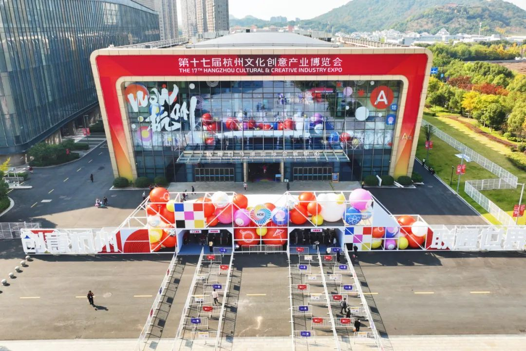 在文博会现场玩“穿越”？南宫28ng“潮”科技很吸睛！